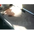 マットには大きな汚れが、、、
