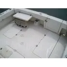 デッキチェアは折りたたみ可能です。