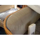 ソファー背面の上部に使用感が見られました