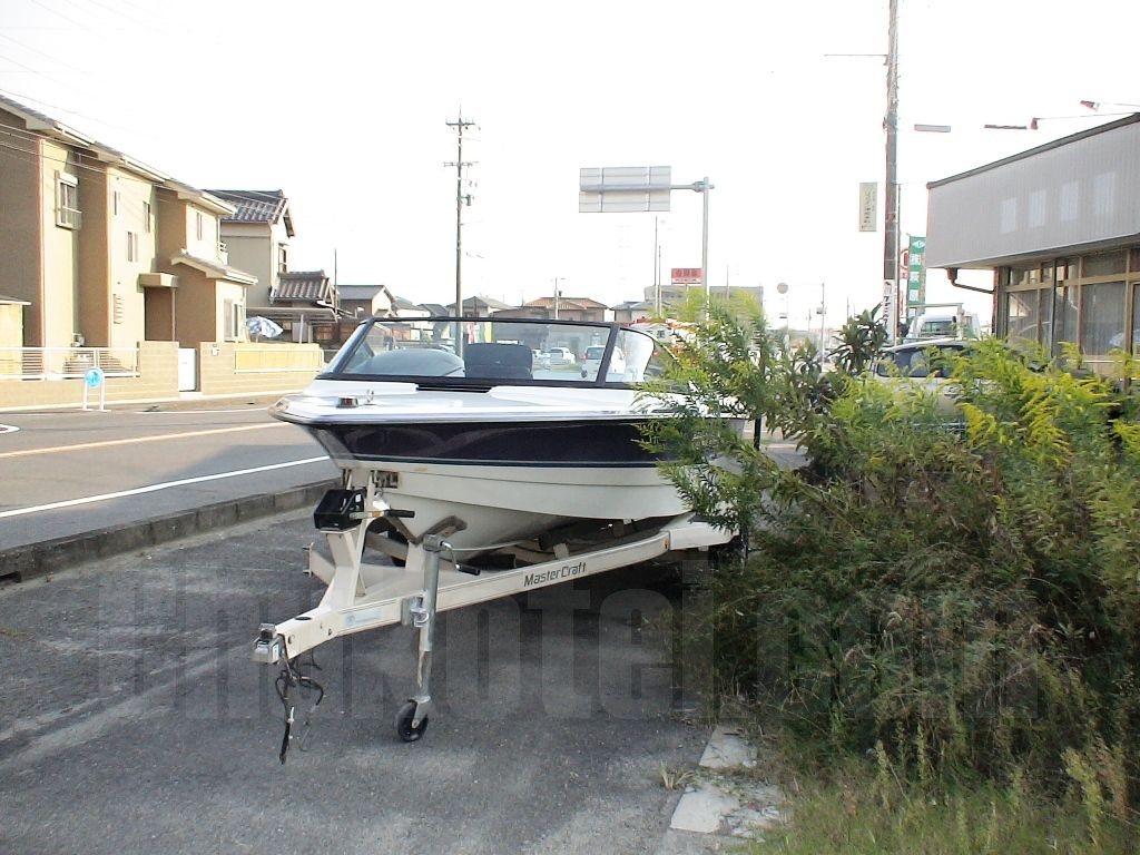 マスタークラフト19fトレーラー付き