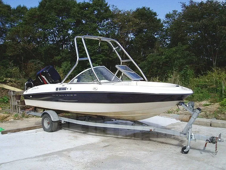 ベイライナー カプリ 160 Wake Pro | 【中古艇ドットコム】 中古ボート
