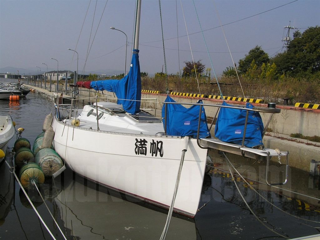 稲毛マリーン ノラ 26 (NORA 26) | 【中古艇ドットコム】 中古