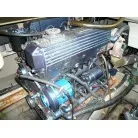 右舷側 ダイナモ交換したばかりです。ついでにベルトも新品交換。(左右)