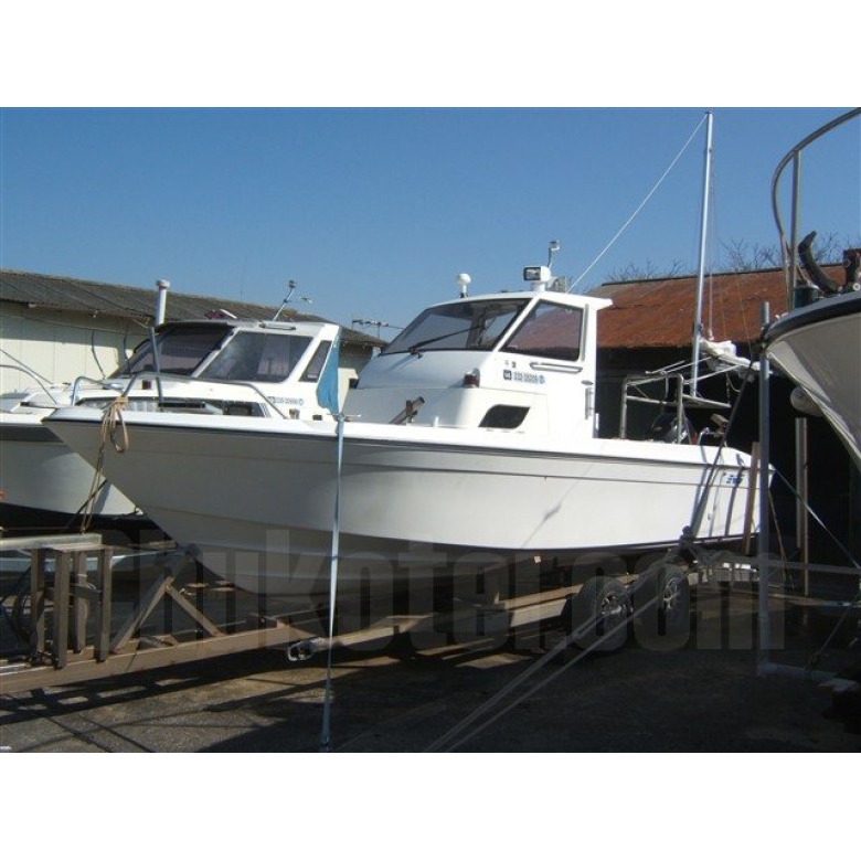 ミヤマ MFC-225HT | 【中古艇ドットコム】 中古ボート・ヨットの個人