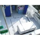 27フィート艇ですので、ゆとりのデッキスペースです。