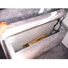 キャプテンシート前の足置き場のハッチ