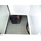 キャプテンシート後方のハッチ下の物入れは、広いです。