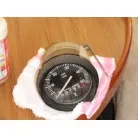 壊れた回転計(アワーメーター参照)
