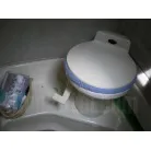 トイレにLLCがこぼれて居りました。(水洗いで落ちます)