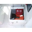 ドライバーズシート下の収納
