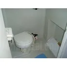 広々とした個室トイレ