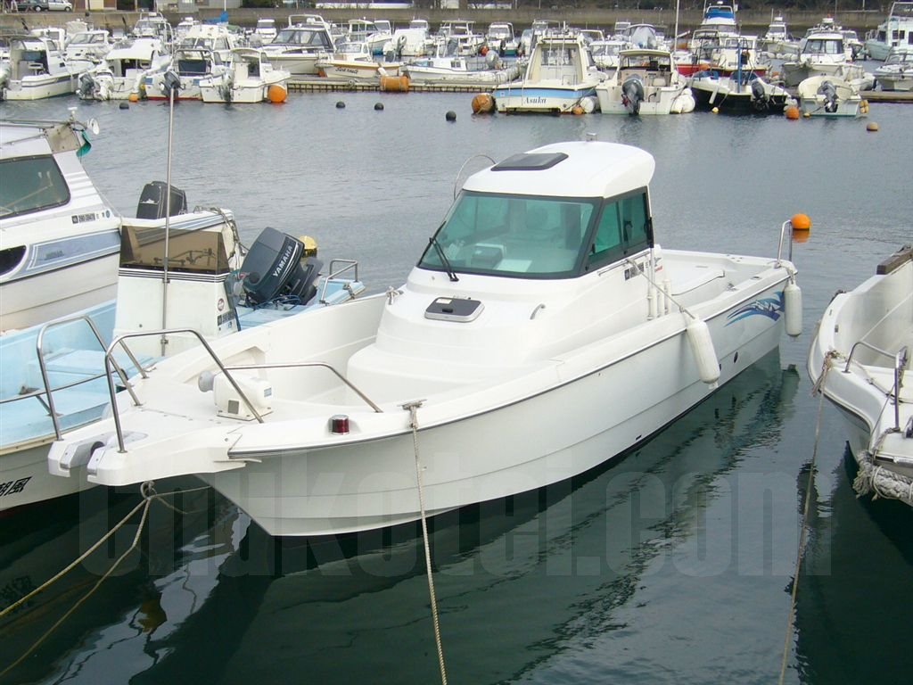 豪華で新しい Yanmar サルパ26(LF26BZ-IK) | 【中古艇ドットコム】 中古ボート 1980-1989