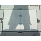 イケスの蓋を半分だけ開けられるように新規に作りました。