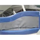 シートクッションは特注です。