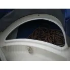 船首の物入れ。