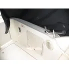 左舷サイドハッチ内が写真27
