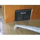 温風機(対座シートの下に設置して有ります。