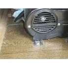 温風機吹き出し口。