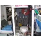 水銀灯安定器3個は交換いたしました。26番の写真をご覧ください。