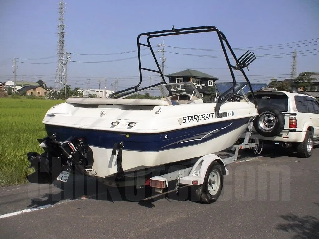 スタークラフト 1810LX (EZローダー製トレーラー付キ) | 【中古艇