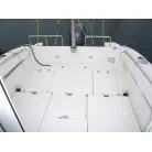 フラットなデッキ周り 純正オプションのスタンレール