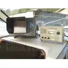 右側の漁業情報受信機はアンテナが無く受信不可です。