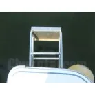 補機ブラケット
