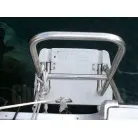 トランサムスイミングステップ・ラダー付き