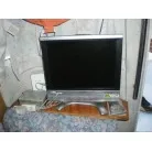 液晶テレビ(キャビン右舷コーナー。)