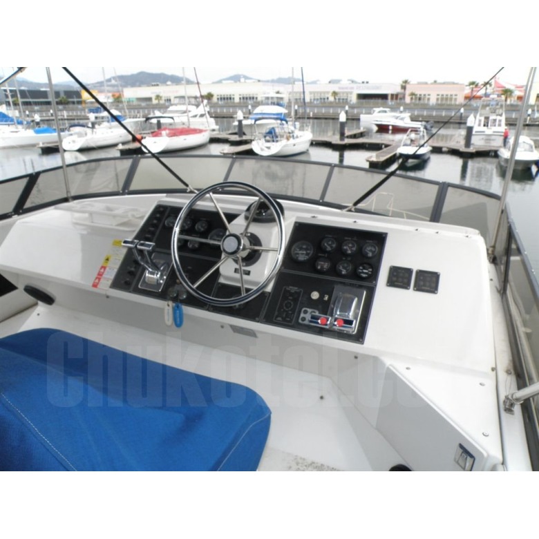 カーバー (CARVER) 36 AFT CABIN | 【中古艇ドットコム】 中古