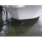 船首部分の傷無し。
