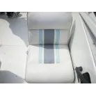 椅子多少汚れあり。