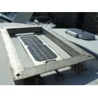 ソラーパネル（バッテリー補充電用）