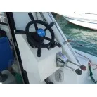 ツーステーション　　離岸着岸、流し釣りには重宝します