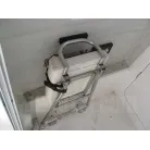折りたたみ式助手席シート