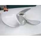 予備プロペラ ナカシマプロペラ製付属