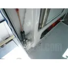 キャビン内側に電動リール電源あり（左舷側）