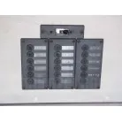トイレ内のブレーカーパネル