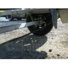 専用トレーラーのホーシング（板ばね・ショック）確りして居ります。
