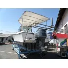 アルミのイプのステイ後部にスパンカーを設置できます。