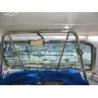 ワイパーモーター横にCCDカメラを装備、船首をキャビンのテレビに映せます。