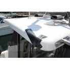 隣艇のスパンカーで出来た傷