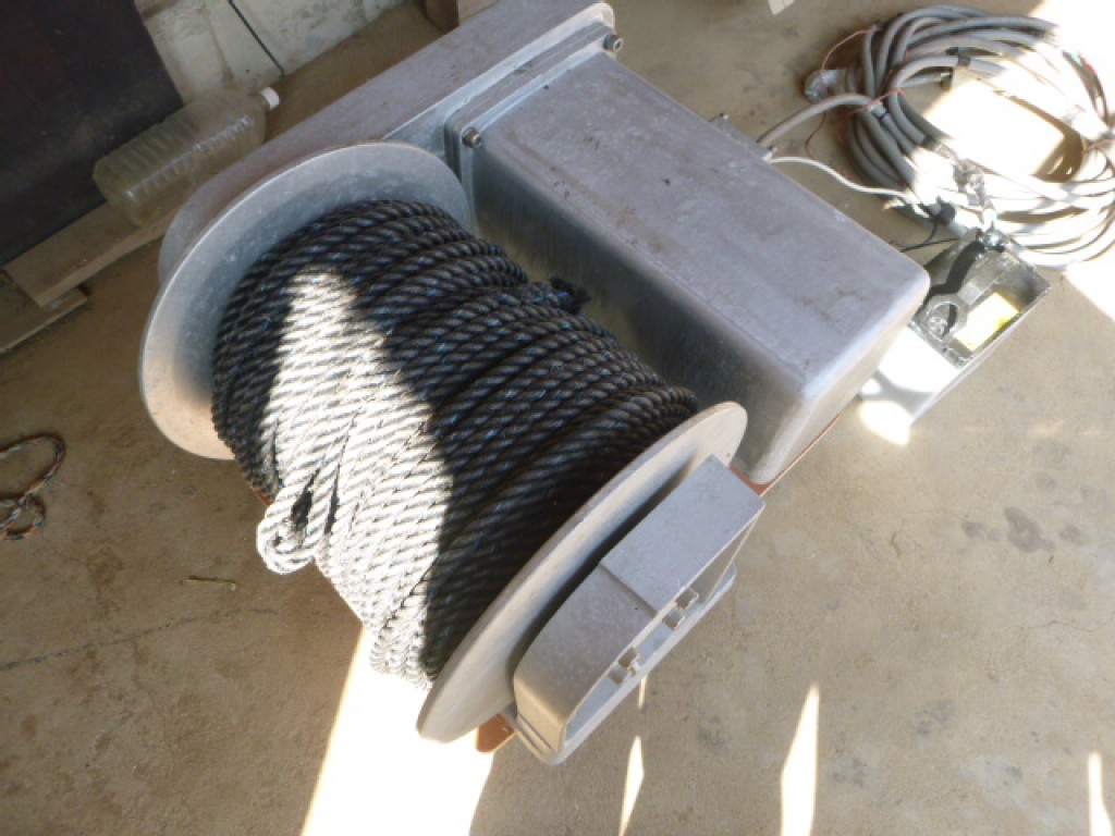 山田産業 アンカマン AR-2512X 電動アンカーリール中古