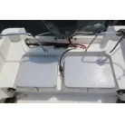 後部物入れのフタも塗り直してありますのできれいです。