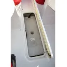 デッキ下にバラストタンク