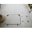 イケス フタの蝶番が壊れています