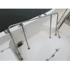 外した手スリもあります。