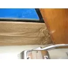 右舷 運転席の横