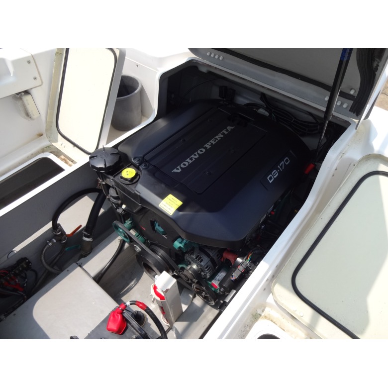 ボルボ プレジャーボートエンジン D3可動確認物 （ヤマハFAST26から