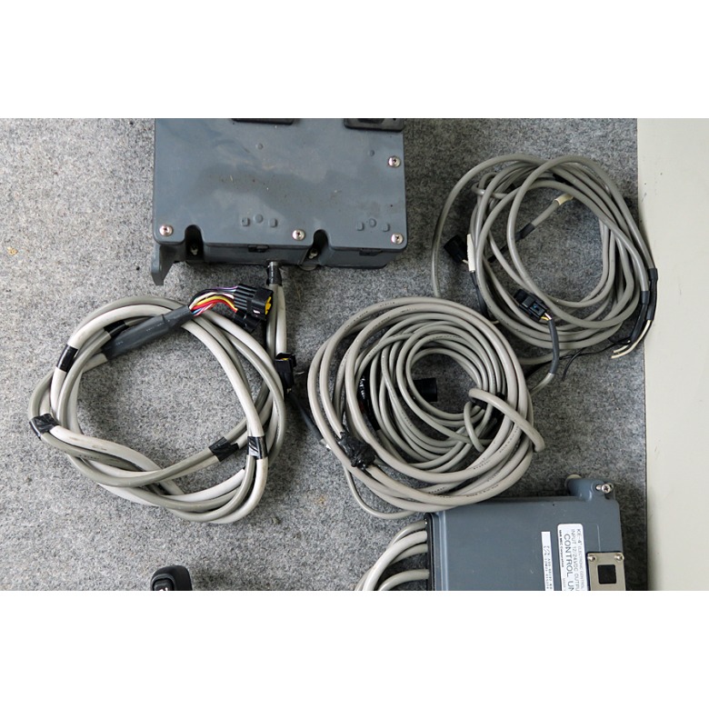 中古のリモコンボートの船体 FSR機能付き 電子リモコン | 【中古艇ドットコム】 中古
